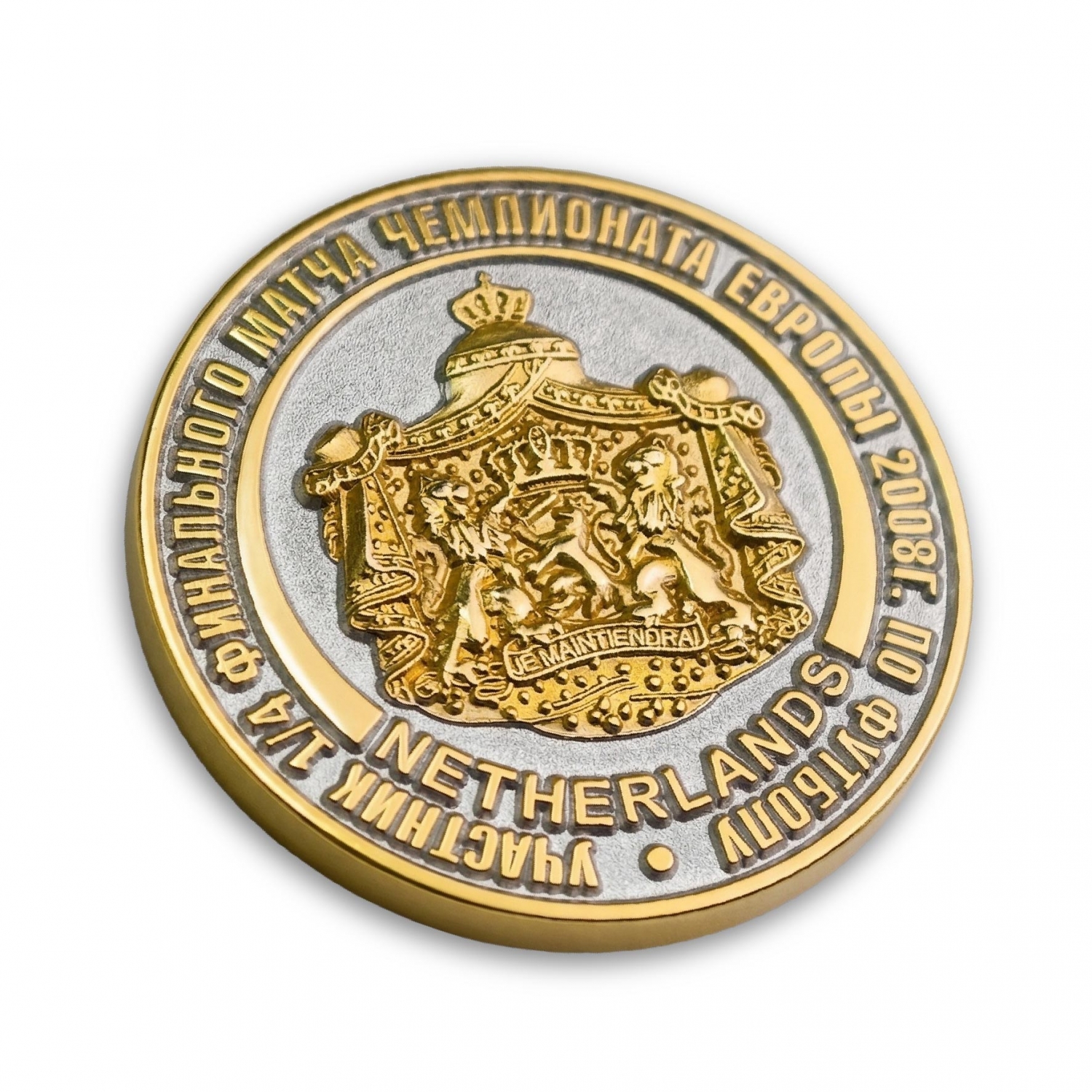 Football-Souvenir-Coin-07 A dual tone gold and silver plated football souvenir coin for the Netherlands team crestA dual tone gold and silver plated football souvenir coin for the Netherlands team crest